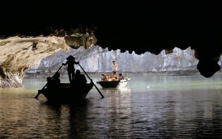 Från Ha Long till Hué image
