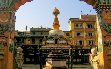På upptäcktsfärd i Kathmandu image