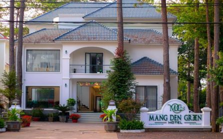 Resdag till Ho Chi Minh och färd till Mang Canh skogen image