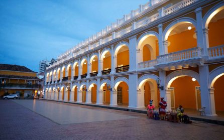 Mot Cartagena de Indias - ett UNESCO världsarv image