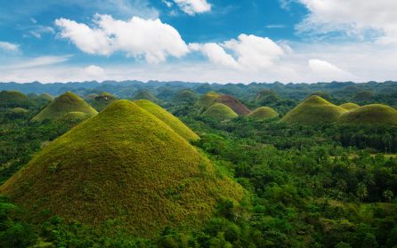 Chokladkullarnas Bohol image