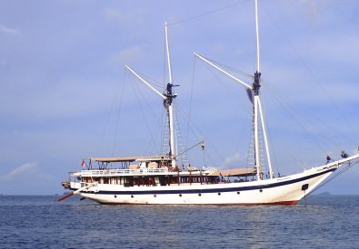 M/S Ombak Putih