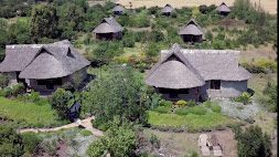 Rhino watch safari lodge