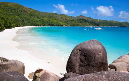 Den berömda stranden Anse Lazio image
