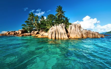 St Pierre och vidare till Södra Praslin image