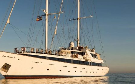 Kryssningen börjar - mot Moorea image